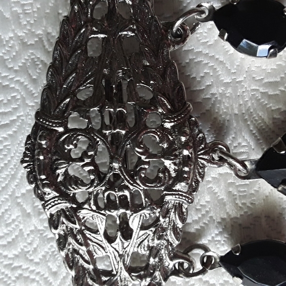 Silvertone Brooch w/ Black Rhinestones - Picture 3 of 3